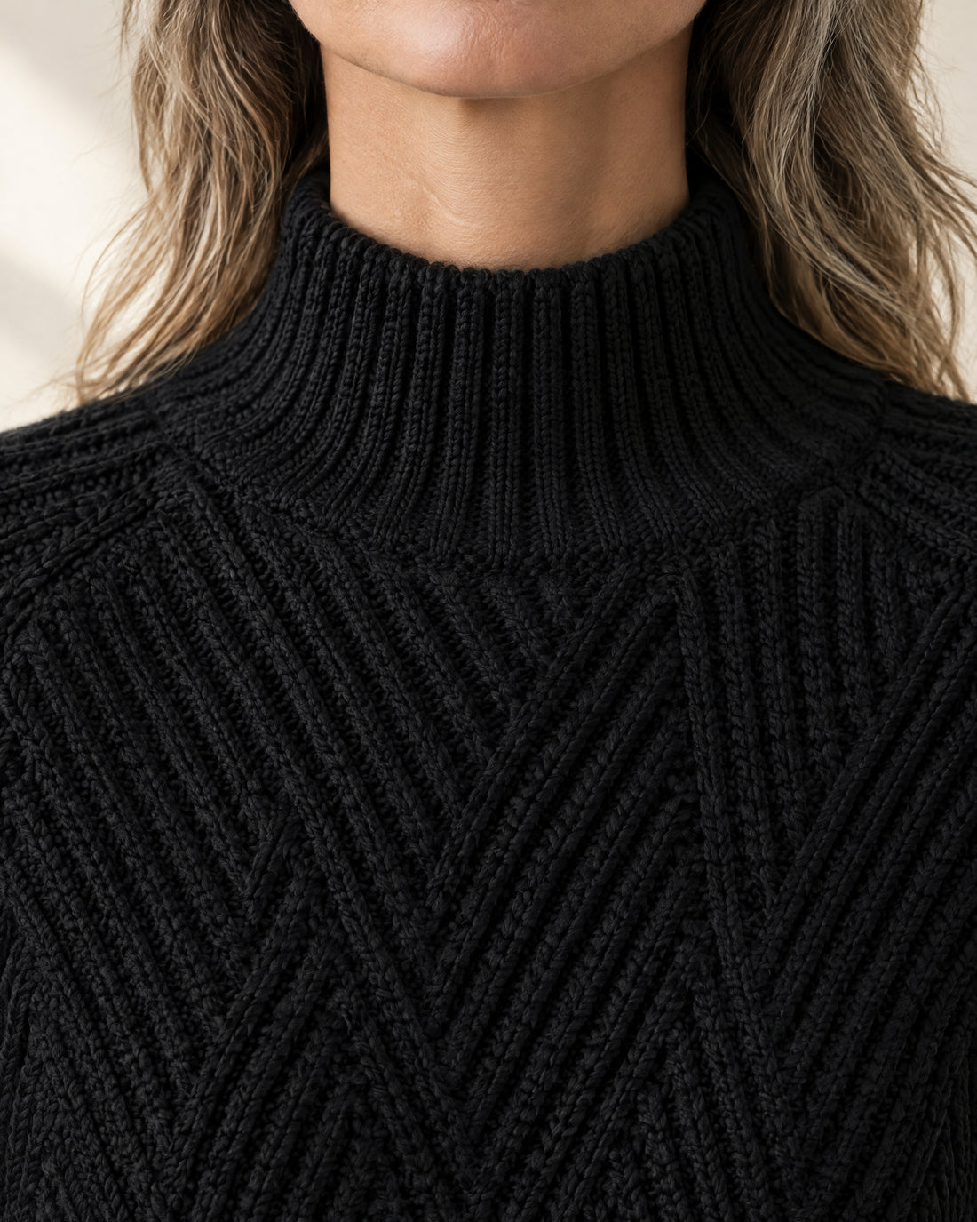 Chunky V-Stitch Mock Neck Jumper