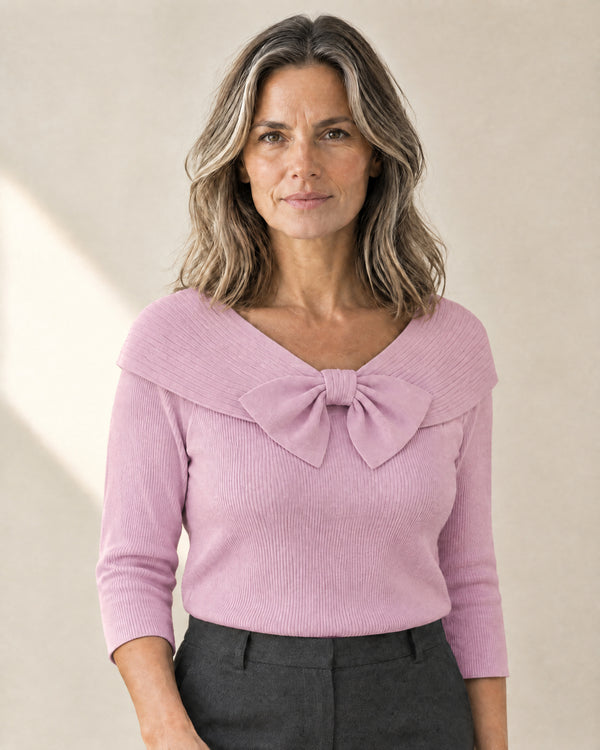 Bow-Collar Knitted Top in Pink