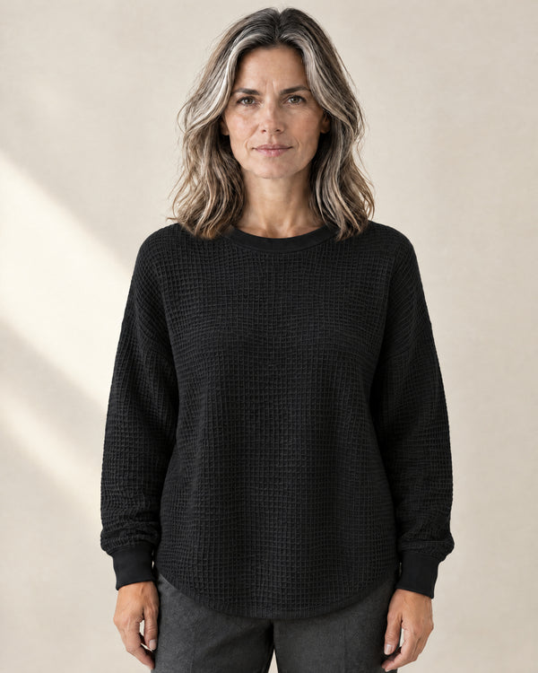 Waffle-Knit Crew Neck Jumper in Black